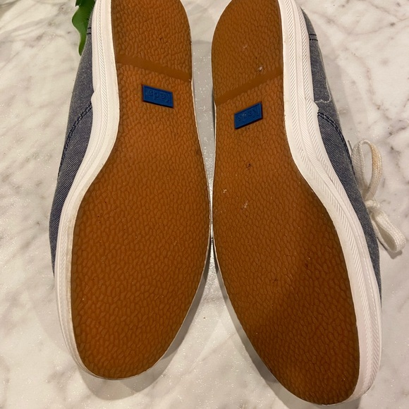 5 for $35 Keds sneakers - Picture 4 of 5